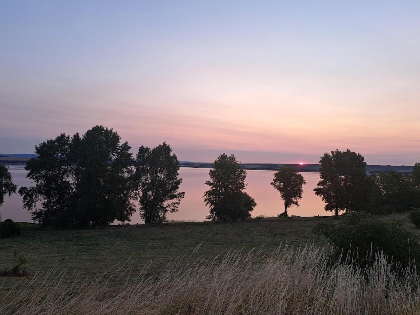 Rybarska Basta Vikletice - Nechranice Vila Chbany Exterior foto